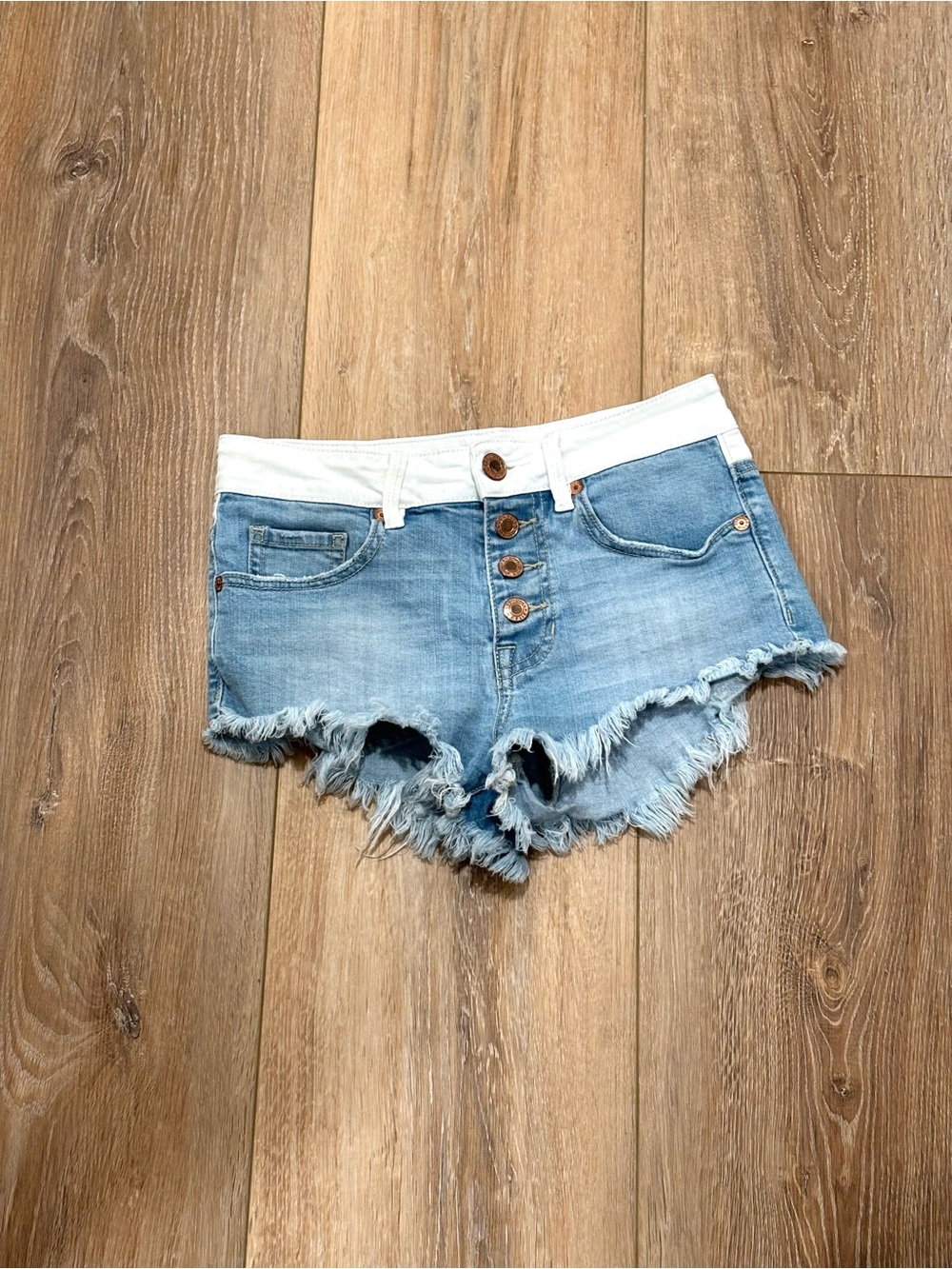 KENDALL KYLIE High Rise Denim Shorts Size 1 Frayed Festival Summer Cowgirl Y2K